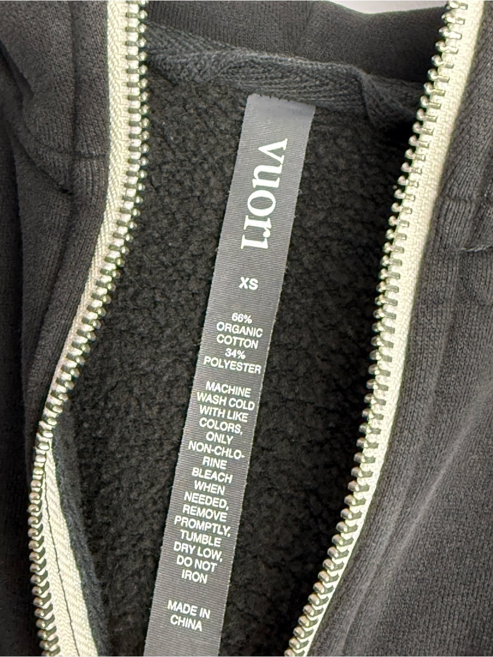 Vuori Restore Half Zip Hoodie Washed Black Size XS - Picture 4 of 6
